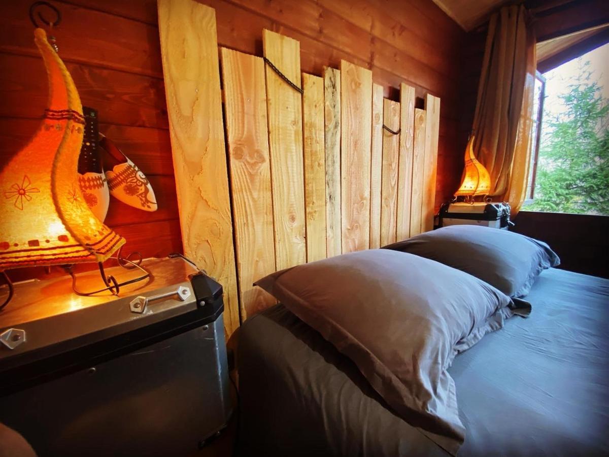 "Le Maloya" Chalets Independants -Chambre Balneo - Relais Motards Lacaune Exterior photo